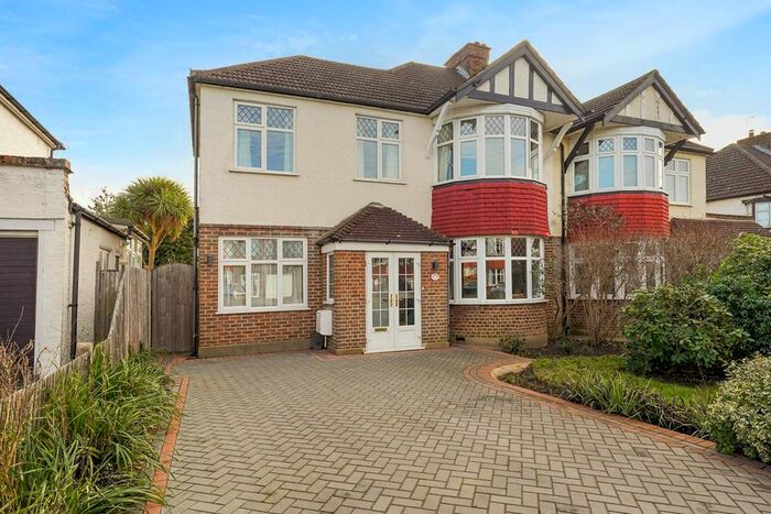 5 Bedroom Semi-Detached House To Rent In Elgar Avenue, Surbiton, KT5