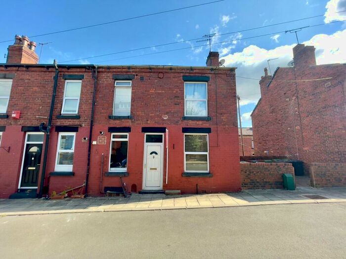 2 Bedroom Terraced House To Rent In Woodville Place, Horsforth, Leeds, West Yorkshire, LS18