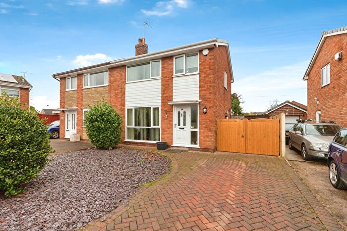 3 Bedroom Semi-Detached House For Sale In Park Avenue, Euxton, Chorley, Lancashire, PR7