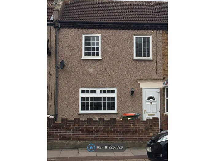 4 Bedroom Terraced House To Rent In Wellington Road, London, E6