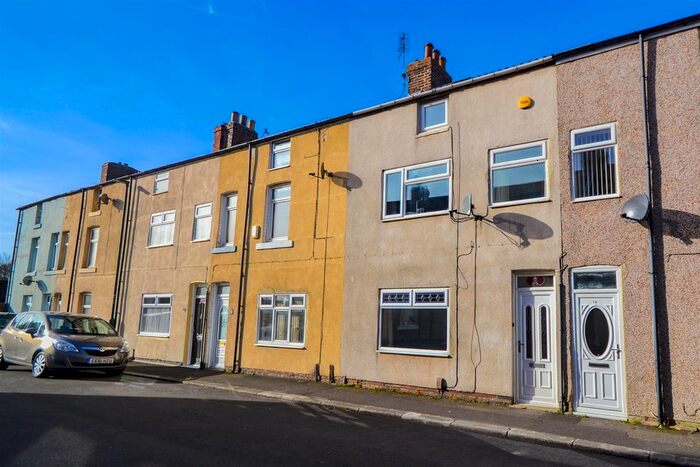 4 Bedroom Terraced House To Rent In Tees Street, Loftus, Saltburn-By-The-Sea, TS13