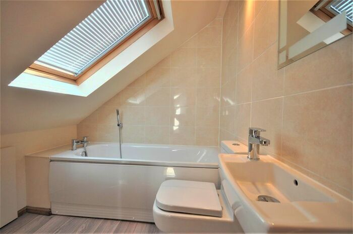 1 Bedroom Flat To Rent In St. Albans Road, Watford, WD24