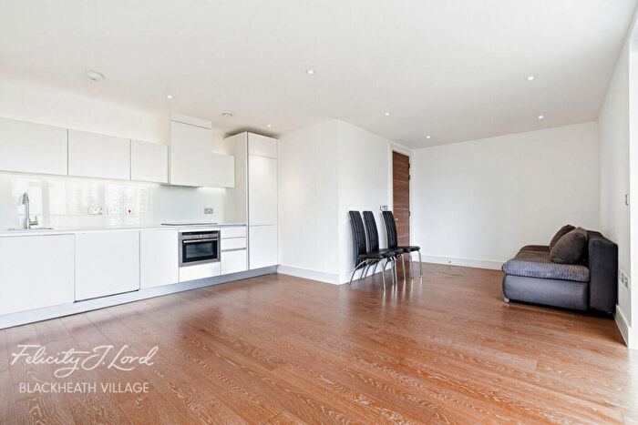 1 Bedroom Flat For Sale In Tizzard Grove, London, SE3