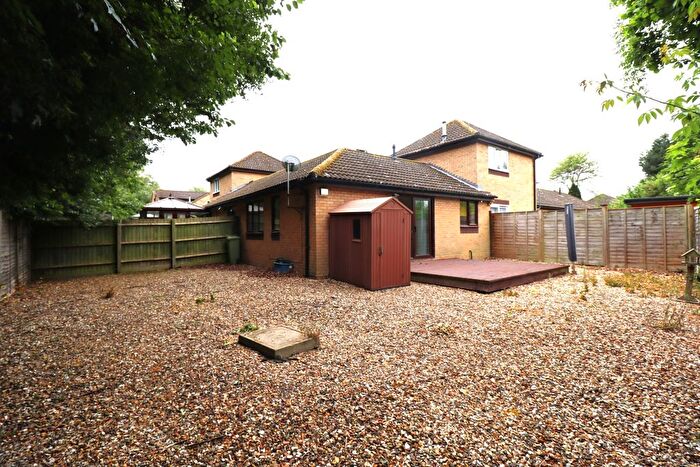 1 Bedroom Terraced Bungalow To Rent In Martingale Place, Downs Barn, Milton Keynes, MK14