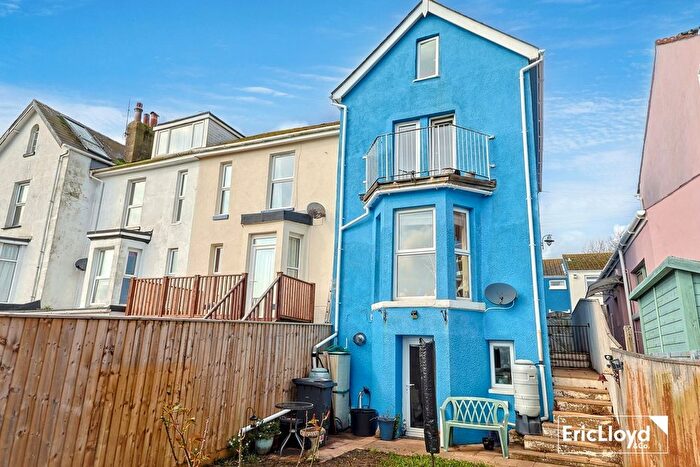 4 Bedroom End Terrace House For Sale In South Furzeham Road, Brixham, TQ5