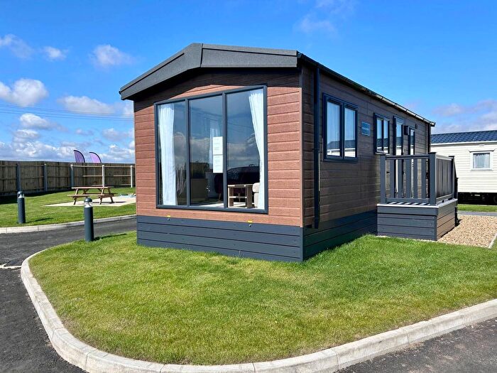 2 Bedroom Lodge For Sale In Coast Road, Bacton, Norwich, NR12