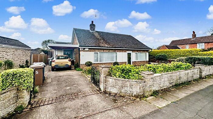 2 Bedroom Detached Bungalow For Sale In Green Lane, North Hykeham, Lincoln, LN6