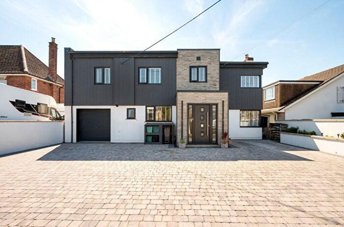 4 Bedroom Detached House For Sale In Old Banwell Road, Locking, Weston-Super-Mare, Somerset, BS24