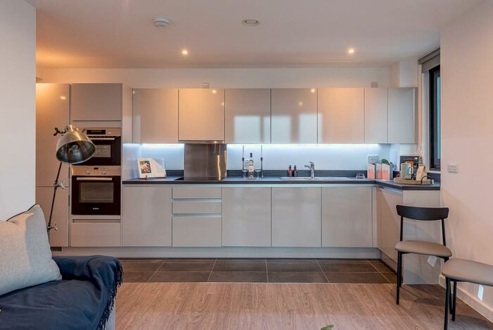 1 Bedroom Apartment To Rent In Sutton Court Road Sutton, SM1