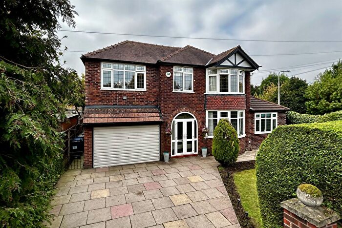 5 Bedroom Detached House For Sale In Park Road, Gatley, SK8