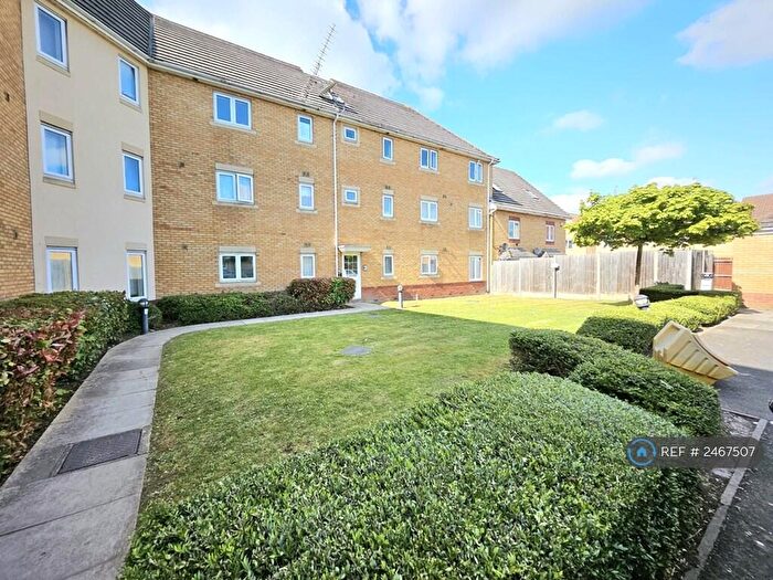 2 Bedroom Flat To Rent In Morgan Close, Luton, LU4