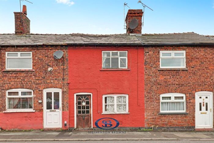 2 Bedroom Terraced House For Sale In Crewe Road, Sandbach, CW11