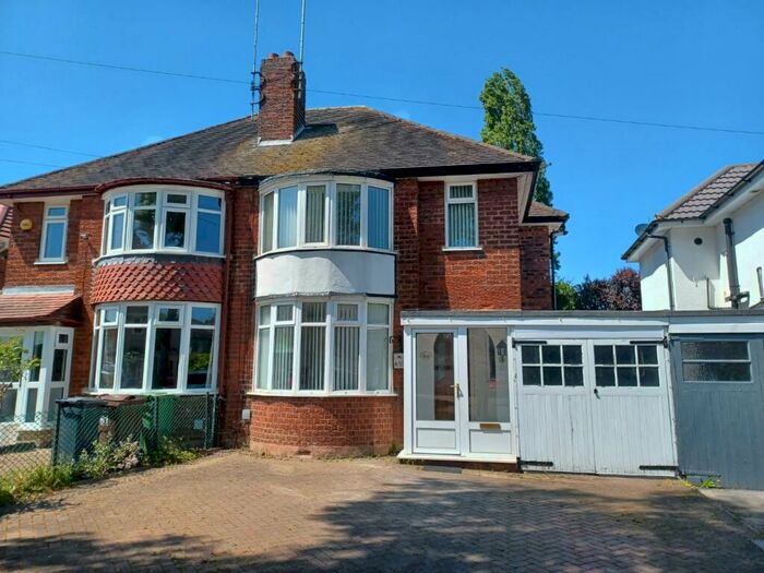 3 Bedroom House To Rent In Jacey Road, Shirley, Solihull, B90