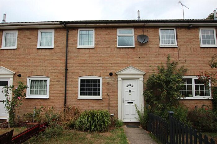 2 Bedroom House To Rent In Osprey Walk, Luton, LU4