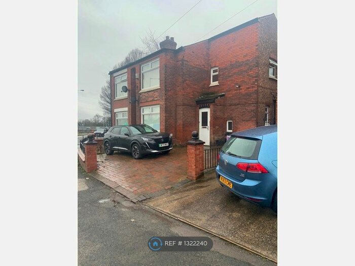 3 Bedroom Semi-Detached House To Rent In Bury New Road, Whitefield, Manchester M45
