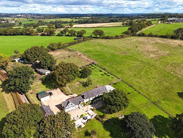 9 Bedroom Detached House For Sale In Broadwoodkelly, Winkleigh, EX19