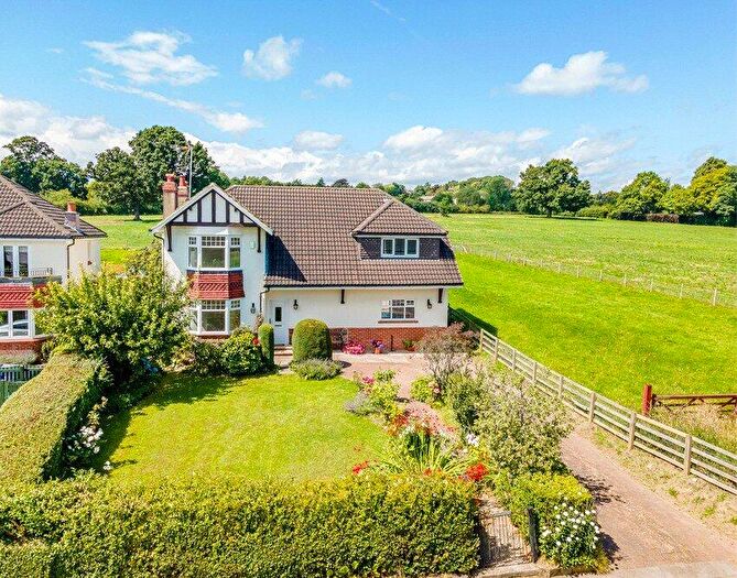4 Bedroom Detached House For Sale In Harrogate Road, Huby, Leeds, North Yorkshire, LS17