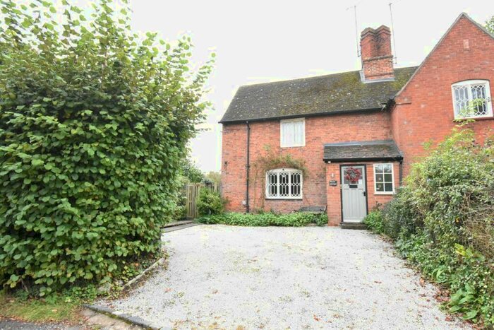 3 Bedroom Semi-Detached House For Sale In Stokes Lane, Bushley, Tewkesbury, GL20