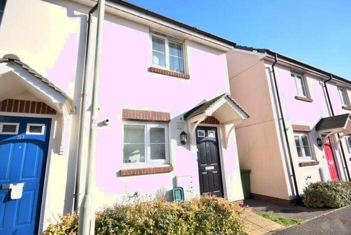 2 Bedroom House To Rent In Buckland Close, Bideford, Devon, EX39
