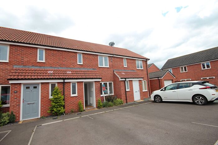 3 Bedroom Terraced House To Rent In Reeves Close, Taunton, TA2