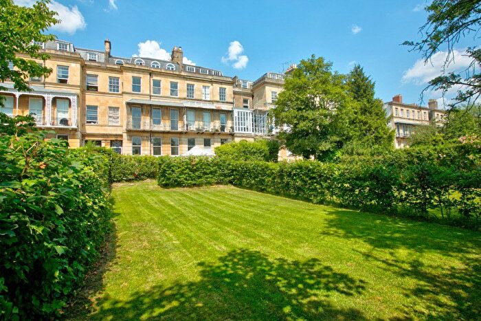 2 Bedroom Flat To Rent In Lansdown Place, Cheltenham, Gloucestershire, GL50