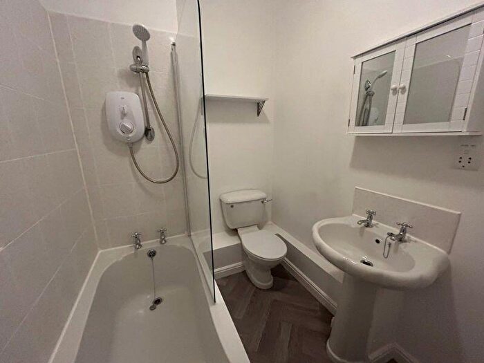2 Bedroom Apartment To Rent In Borough Road, Wallasey, CH44