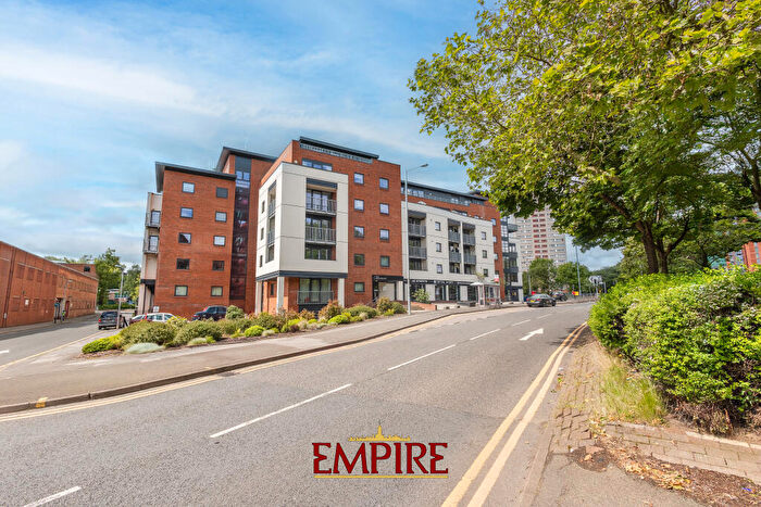 2 Bedroom Apartment To Rent In The Quadrant, Sand Pits, Birmingham, B1