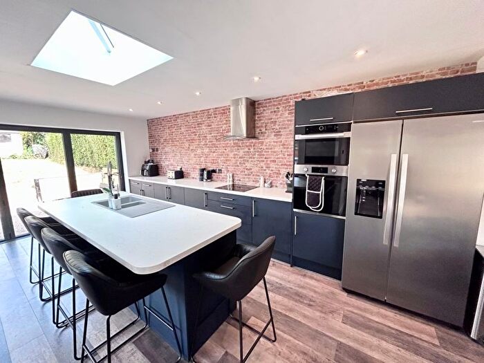 3 Bedroom Detached House For Sale In Green Lane, Shanklin, PO37