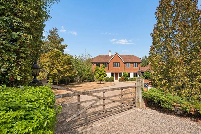 6 Bedroom Detached House For Sale In Harvest Hill, Bourne End, Buckinghamshire, SL8