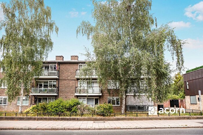 2 Bedroom Flat To Rent In Caldwell Street, London, SW9