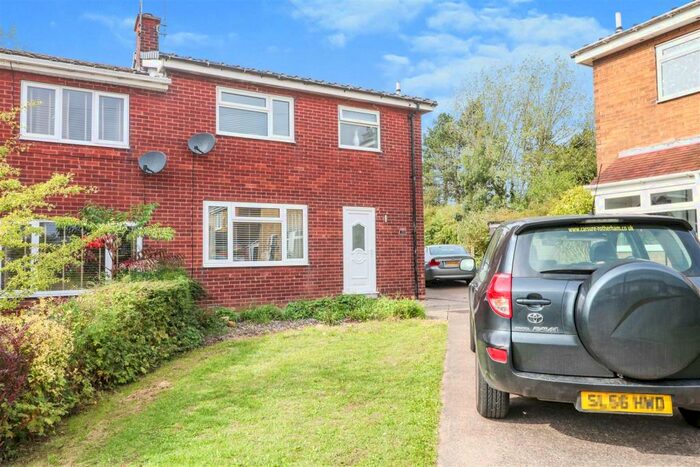 3 Bedroom Semi-Detached House To Rent In Redwood DriveMaltbyRotherham, S66