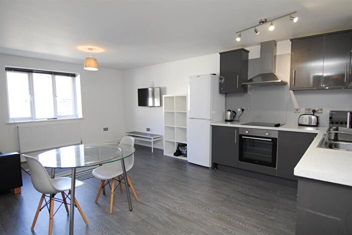 2 Bedroom Flat To Rent In Belgrave Manor, Apt, Plymouth, PL4