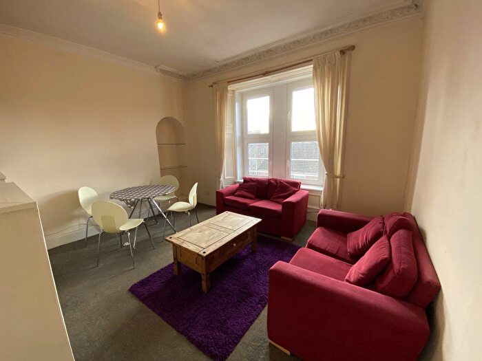 2 Bedroom Flat To Rent In Morgan Street, Dundee, DD4