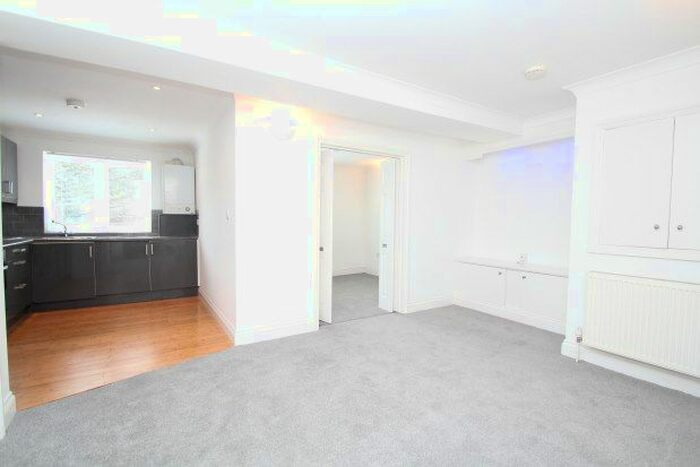 1 Bedroom Flat To Rent In Waddon Road, Croydon, CR0