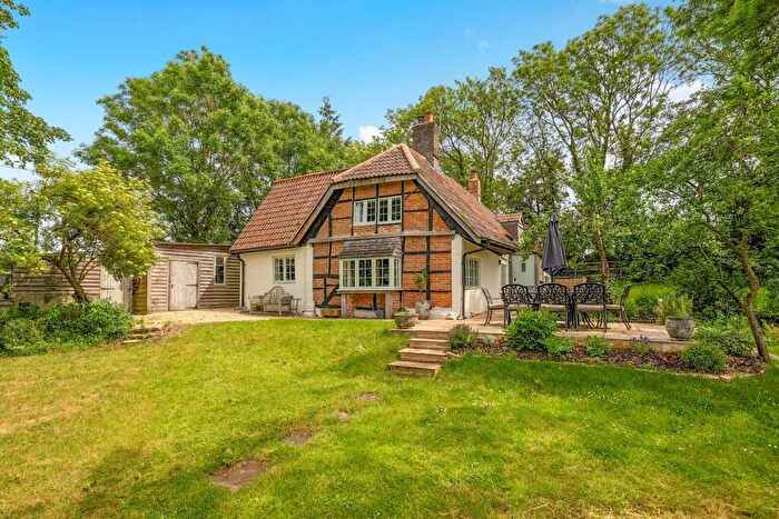 4 Bedroom Detached House For Sale In Heddington, Calne, SN11