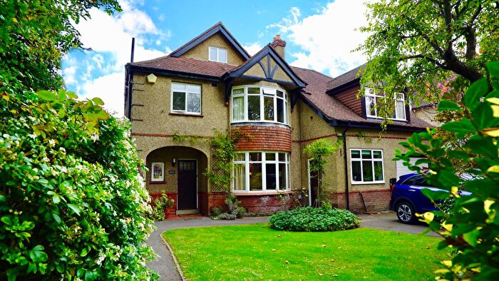 5 Bedroom Detached House For Sale In Anglesey Road, Alverstoke, Gosport, PO12