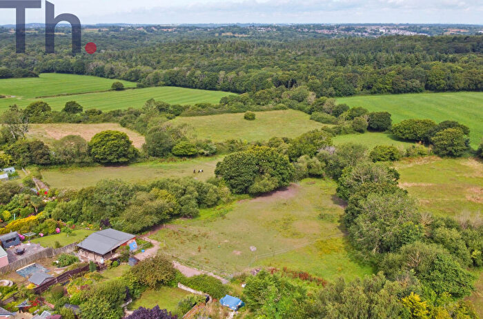 3 Bedroom Detached House For Sale In Havenstreet, Ryde, Isle Of Wight, PO33