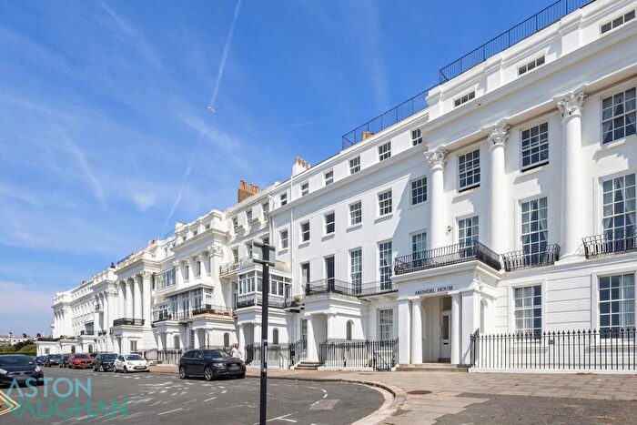 3 Bedroom Flat To Rent In Arundel Terrace, Brighton, BN2