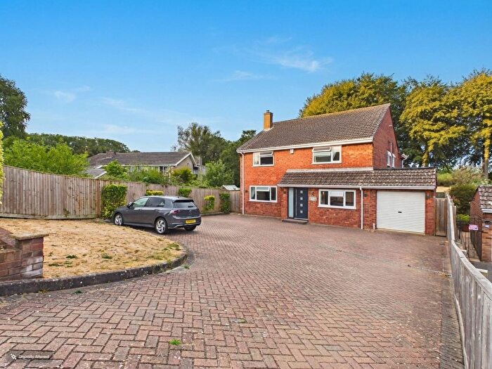 4 Bedroom Detached House For Sale In Hillside, Bridgwater, TA7
