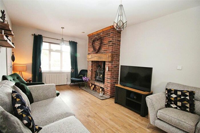 3 Bedroom Terraced House For Sale In Sour Lane, Fishlake, Doncaster, South Yorkshire, DN7