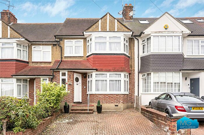 3 Bedroom Terraced House To Rent In Cardrew Avenue, North Finchley, London, N12