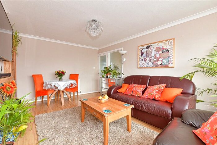 2 Bedroom Semi-Detached Bungalow For Sale In Shearwater Avenue, Whitstable, Kent, CT5