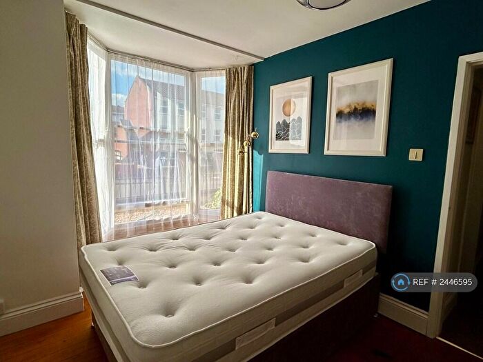 2 Bedroom Flat To Rent In Charlotte Street, Leamington Spa, CV31