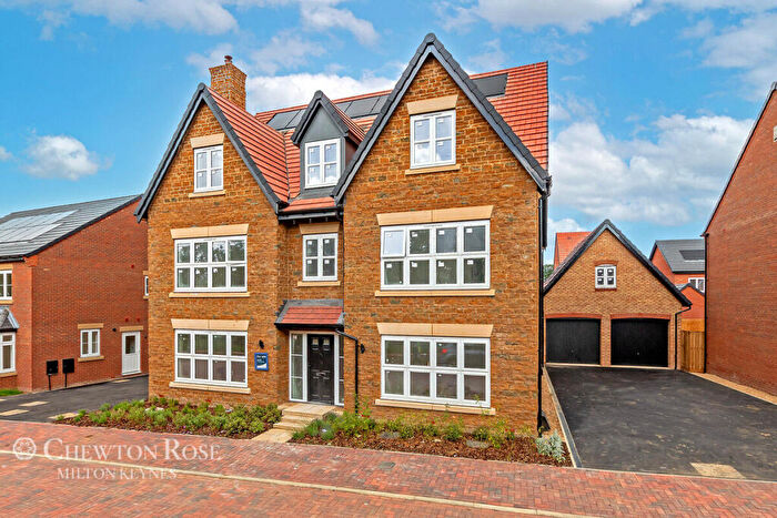 7 Bedroom Detached House For Sale In Cratchit Crescent, Northampton, NN4