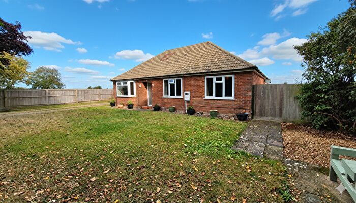 3 Bedroom Bungalow For Sale In South Drove, Quadring, Spalding, PE11