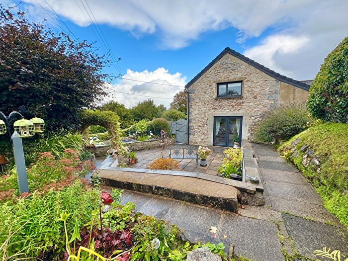 3 Bedroom Semi-Detached House For Sale In Horeb Road, Kidwelly, SA17