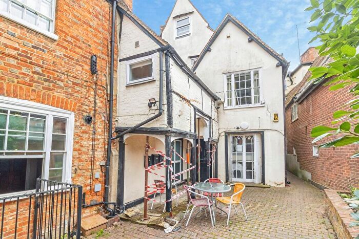 2 Bedroom Apartment For Sale In Union Street, Newport Pagnell, MK16
