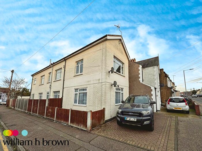 2 Bedroom Flat To Rent In Dudley Road, Clacton-On-Sea, CO15