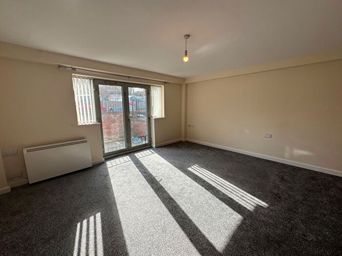 2 Bedroom Flat To Rent In Upper York Street, Coventry, CV1