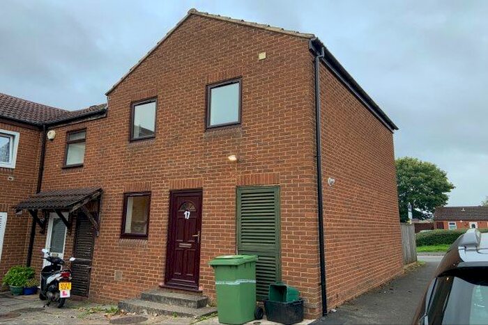 2 Bedroom End Of Terrace House To Rent In Charter Way, Wells, BA5